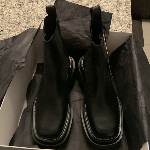 BNIB Sandro Chelsea Ankle Boots - Picture 10 of 14